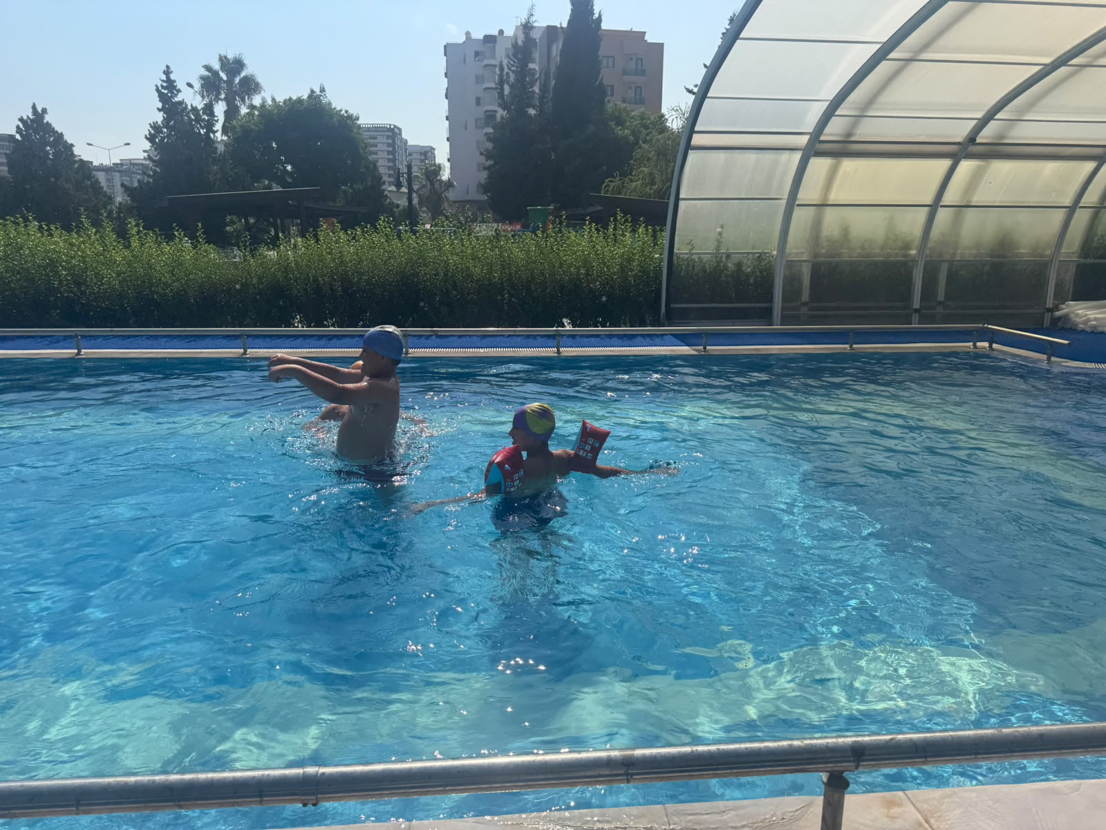 DİNÇ ÖZEL EĞİTİM YÜZÜCÜLERİ 